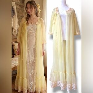 Vintage 70s Intime of California Yellow Chiffon Lace Peignoir Robe Maxi Coquette